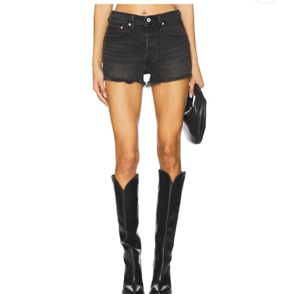 Levi's Black Women's Jean Short Shorts - Picture 1 of 9